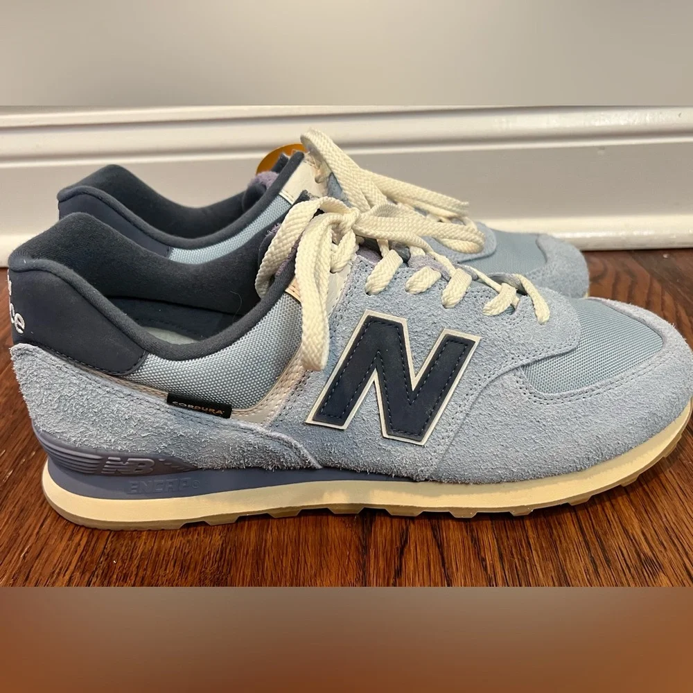 Unisex New Balance Blue Purple Sneakers - Picture 3 of 6